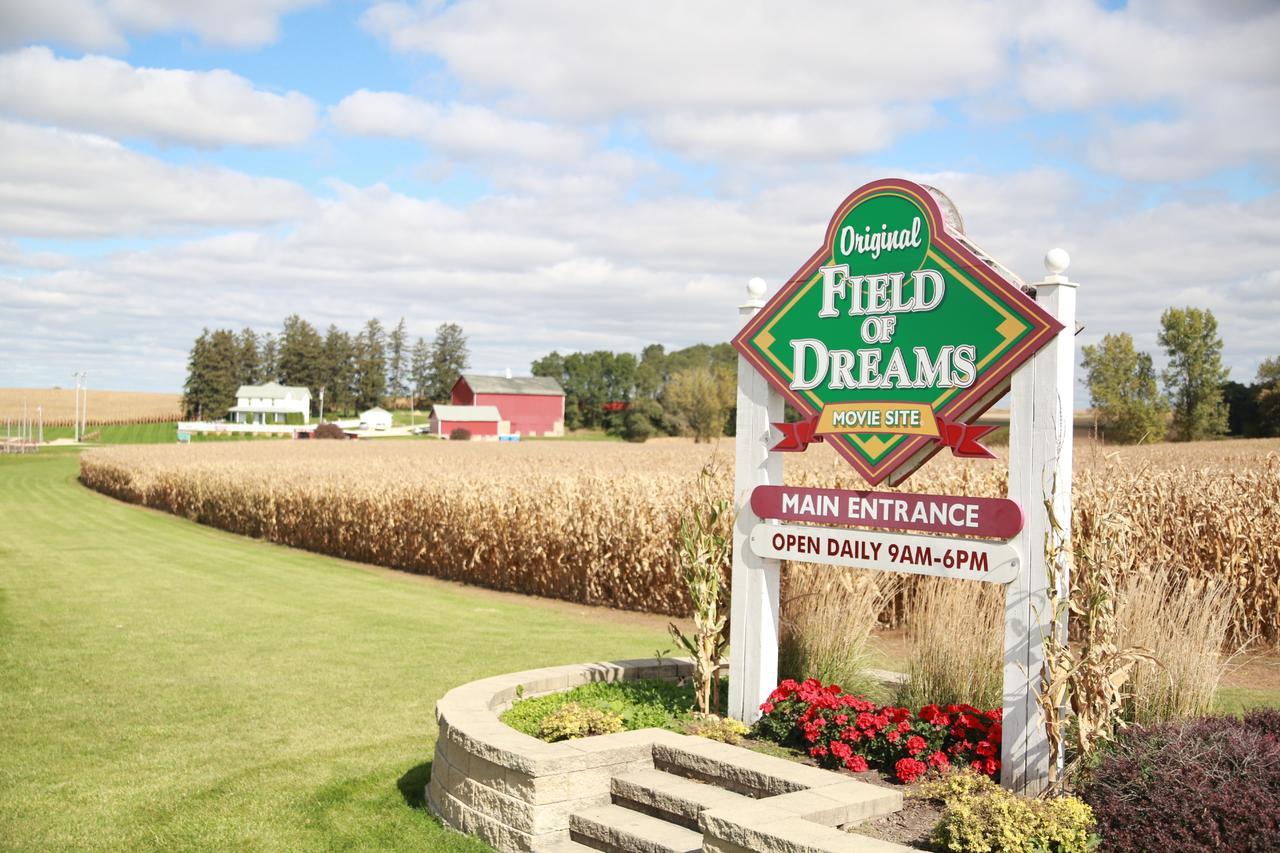 Field Of Dreams House Apartamento Dyersville Exterior foto