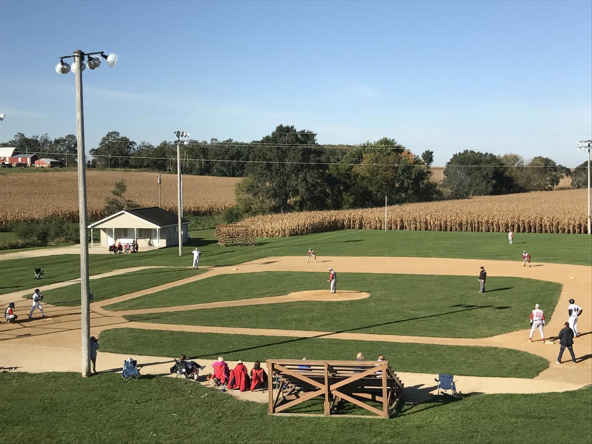 Field Of Dreams House Apartamento Dyersville Exterior foto